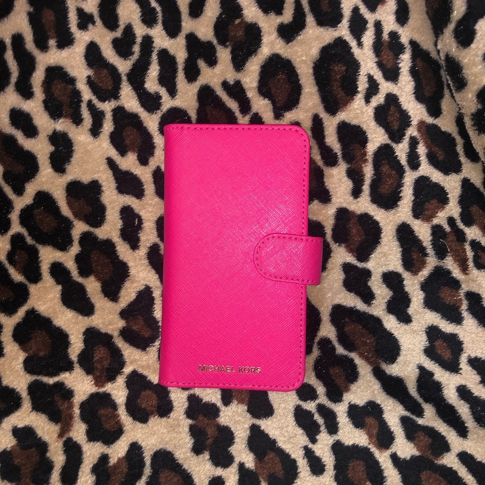 Michael Kors iPhone wallet case